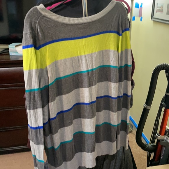 Lane Bryant Sweater Women’s V Neck striped - Picture 6 of 6